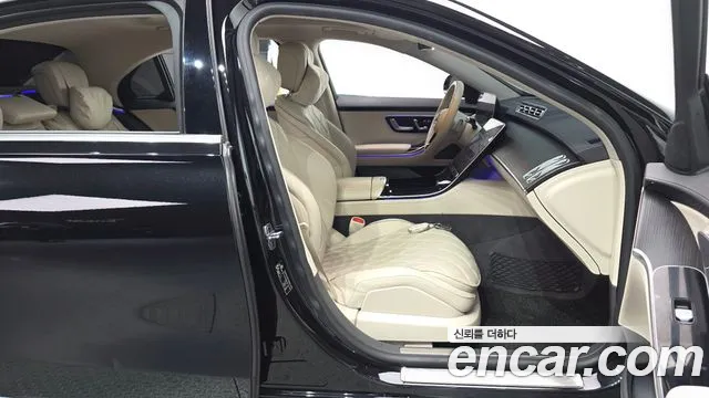 Mercedes-Benz S-Class — Фото автомобиля 23