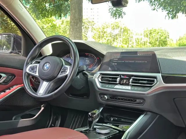 BMW 3 Series — Фото автомобиля 13