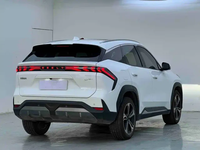 Geely Galaxy L7 — Фото автомобиля 6
