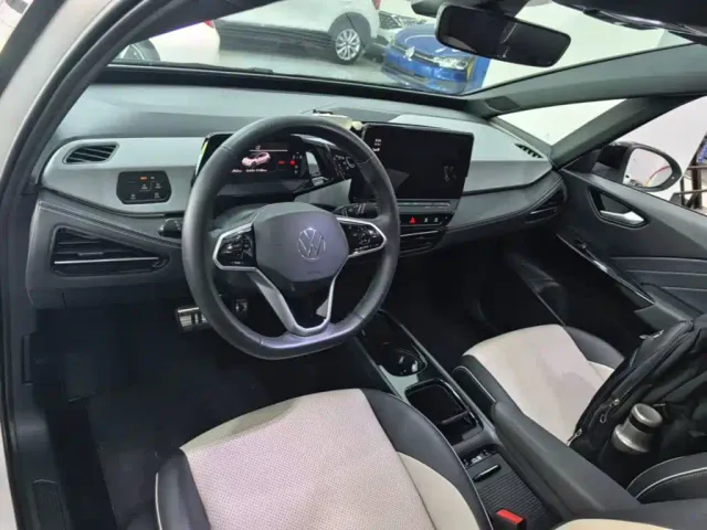 Volkswagen ID.3 — Фото автомобиля 5