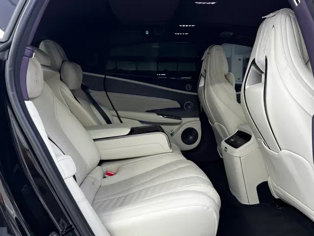 BYD U7 — Фото автомобиля 9