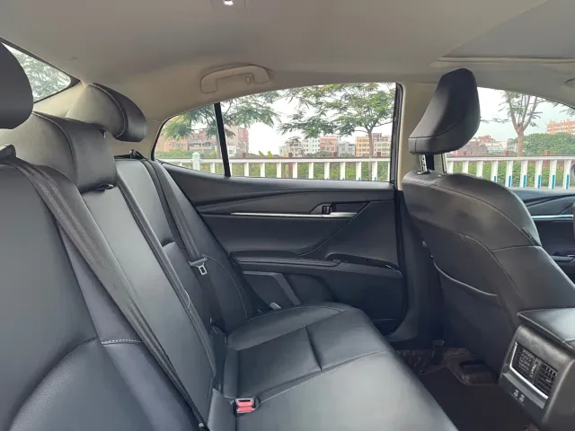 Toyota Camry — Фото автомобиля 14