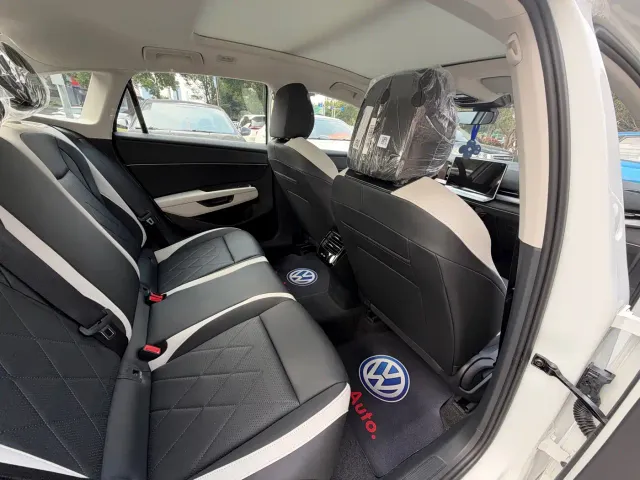 Volkswagen Sagitar — Фото автомобиля 12