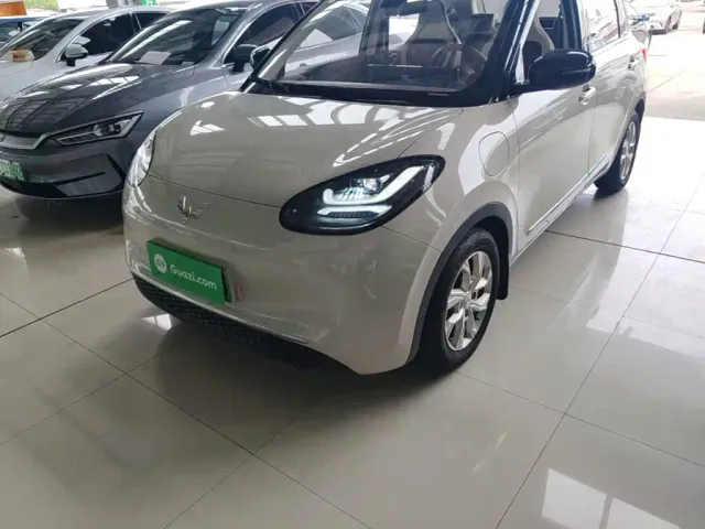 Wuling Bingo — Фото автомобиля 23