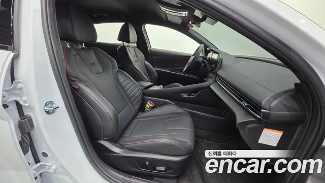 Hyundai AVANTE Inspiration N Line — Фото автомобиля 10