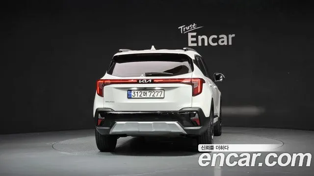 Kia Seltos Бензин 1.6 турбо 2WD — Фото автомобиля 4
