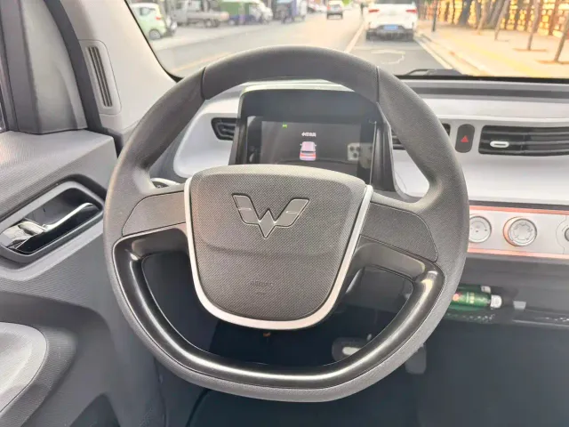 Wuling Hongguang Mini EV — Фото автомобиля 9