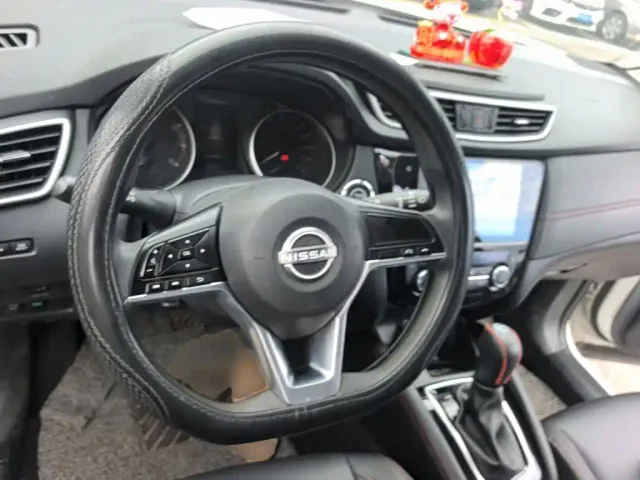 Nissan Qashqai — Фото автомобиля 10