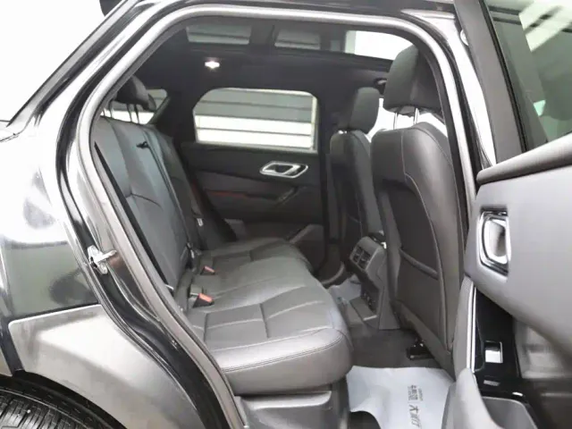 Land Rover Range Rover Velar — Фото автомобиля 23