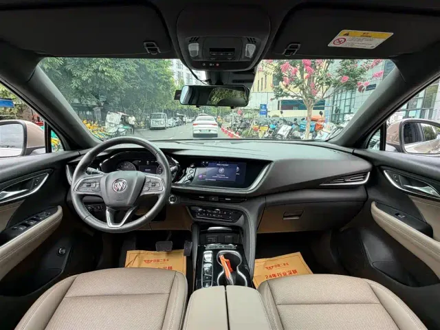 Buick Envision Plus — Фото автомобиля 13