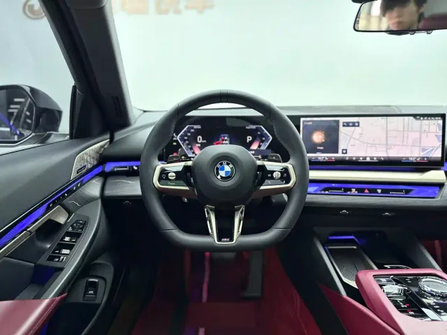 BMW 5 Series — Фото автомобиля 6