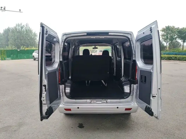 Changan Kaicheng Changan Ruixing M60 2023 1.5L GDI Comfort Bus 6/7 Seater — Фото автомобиля 18