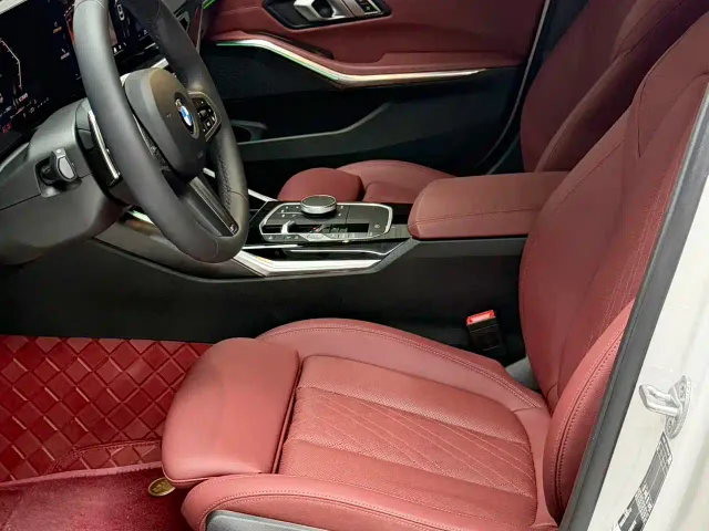 BMW 3 Series — Фото автомобиля 9