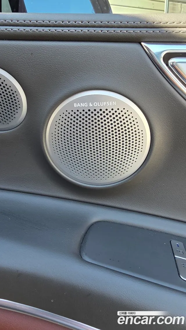 Genesis GV80 — Фото автомобиля 10