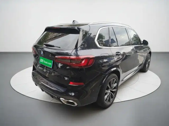 BMW X5 — Фото автомобиля 4