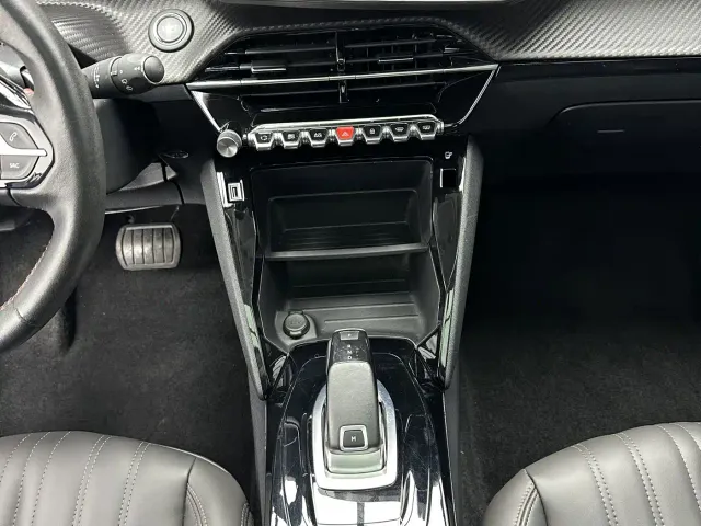 Peugeot 2008 — Фото автомобиля 15