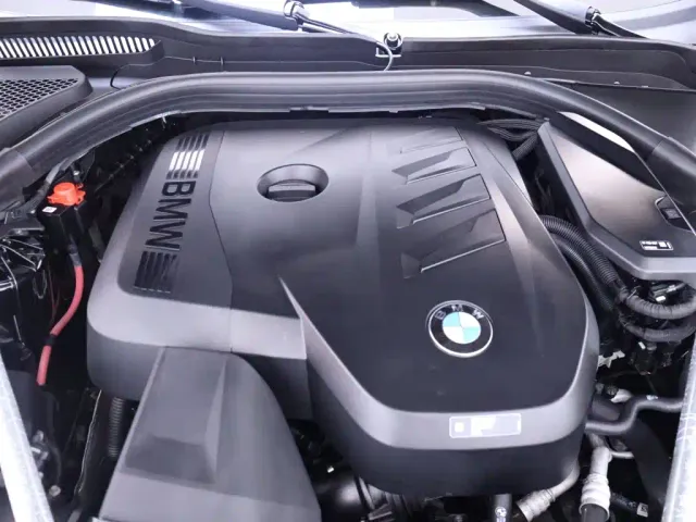 BMW 5 Series — Фото автомобиля 24