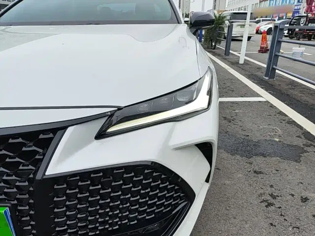 Toyota Avalon — Фото автомобиля 17