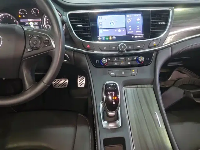 Buick LaCrosse — Фото автомобиля 13