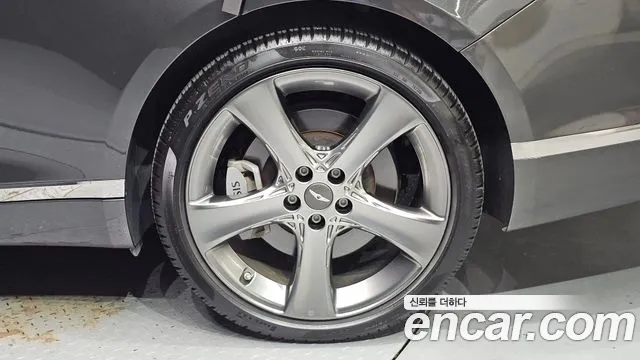 Genesis G80 RG3 — Фото автомобиля 6