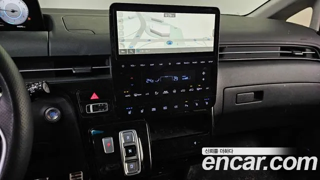 Hyundai Staria Staria 4WD Lounge 9 мест — Фото автомобиля 14