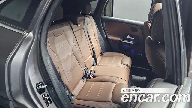 Mercedes-Benz GLA-Class — Фото автомобиля 9