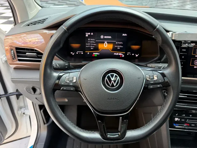 Volkswagen Tharu — Фото автомобиля 10