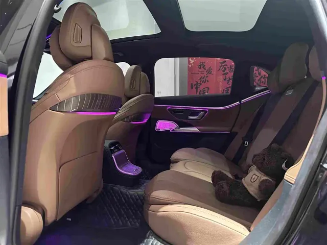Mercedes-Benz E-Class — Фото автомобиля 6