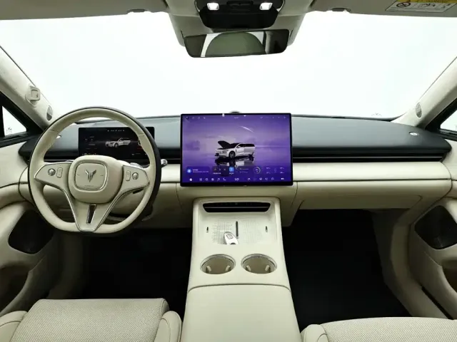 Voyah Auto VOYAH Zhuiguang L 2025 Model Chase Light L — Фото автомобиля 15