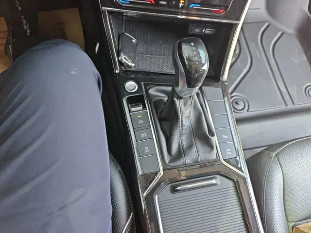 Volkswagen Passat — Фото автомобиля 13