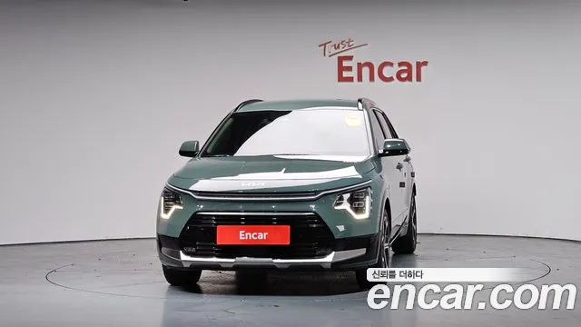 Kia Niro The All New Niro Signature — Фото автомобиля 3