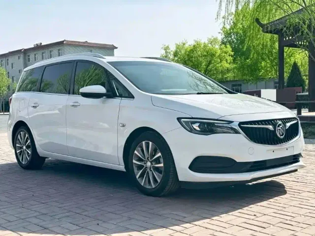 Buick GL6 — Фото автомобиля 2