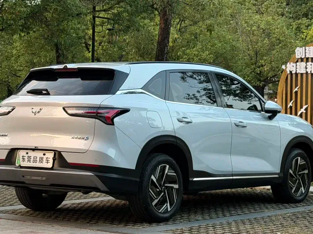 Wuling Starlight S — Фото автомобиля 7