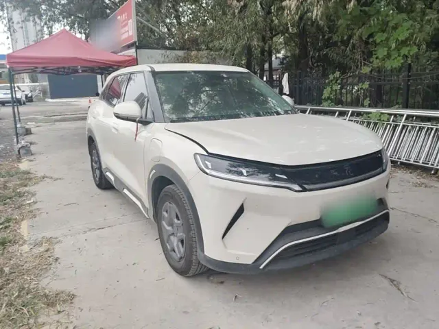 BYD Yuan UP — Фото автомобиля 3