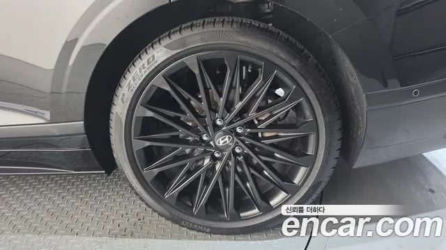 Hyundai Grandeur Grandeur (GN7) 2.5 Бензин 2WD — Фото автомобиля 20