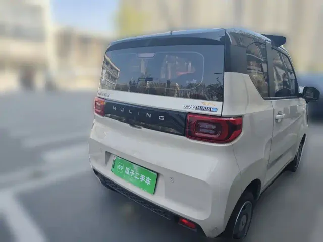 Wuling Hongguang Mini EV — Фото автомобиля 4