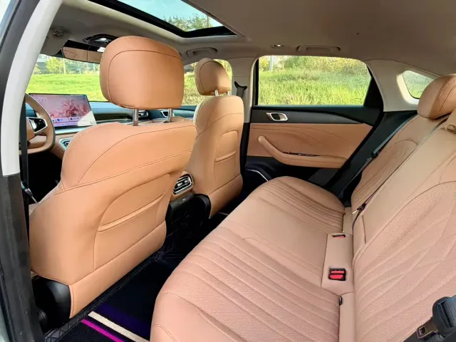 Geely Galaxy Stellar 6 — Фото автомобиля 5
