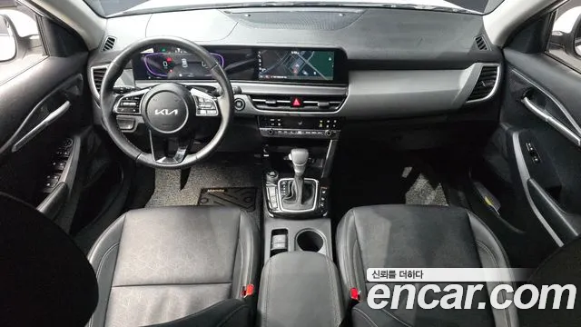 Kia Seltos — Фото автомобиля 10