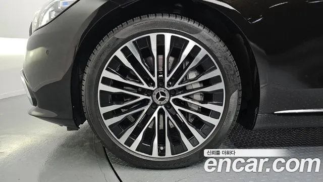Mercedes-Benz S-Class — Фото автомобиля 5