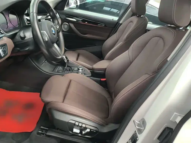 BMW X1 — Фото автомобиля 14