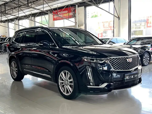 Cadillac XT6 — Фото автомобиля 3