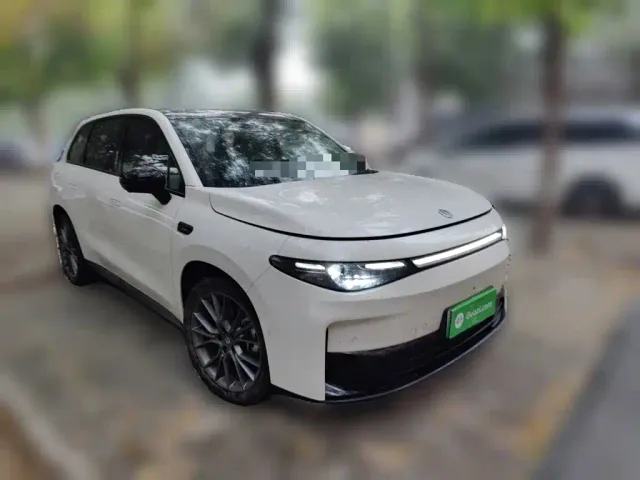 Leapmotor C10 — Фото автомобиля 3