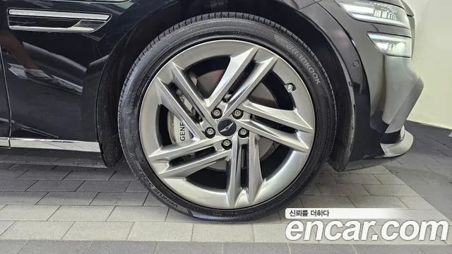 Genesis G80 RG3 — Фото автомобиля 6