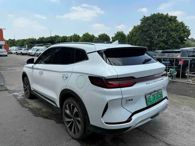 BYD Song PLUS — Фото автомобиля 8