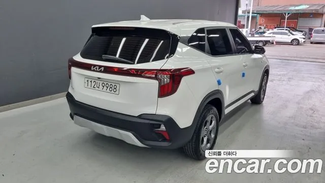 Kia Seltos — Фото автомобиля 4