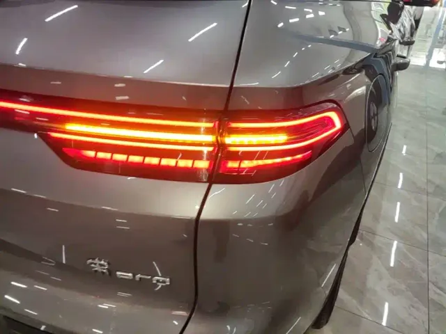 BYD Song Pro — Фото автомобиля 7