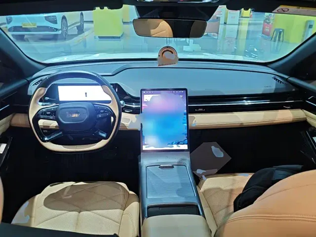 Geely Galaxy L6 — Фото автомобиля 9
