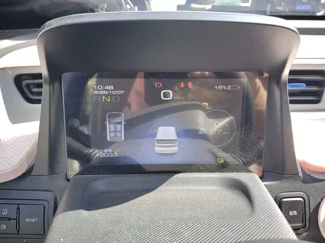 Wuling Hongguang Mini EV — Фото автомобиля 11