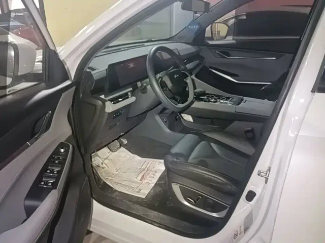 Changan CS75 Plus — Фото автомобиля 15