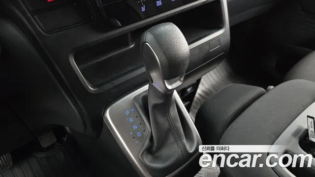 Hyundai Staria Staria Карго 3 места — Фото автомобиля 9